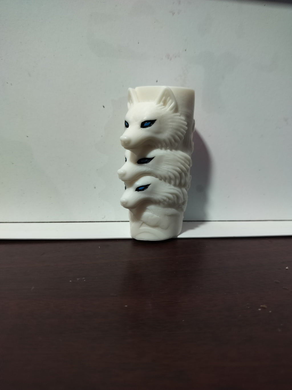 3 Wolves